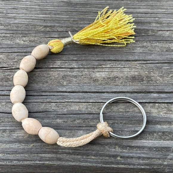 Key chain Real Wood Beads Keys Holder Keyrings Handmade Key chains - Picture 1 of 8